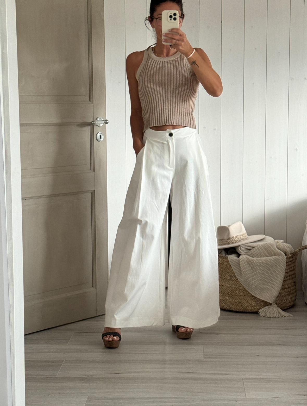 Hose Eva