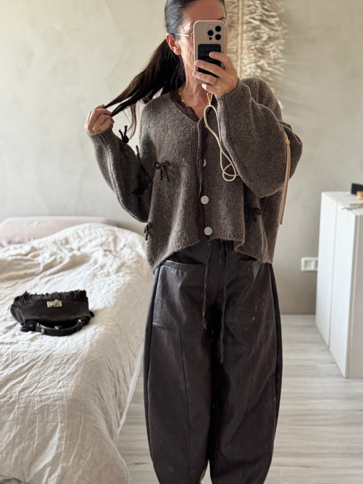 Strickjacke Schleifen
