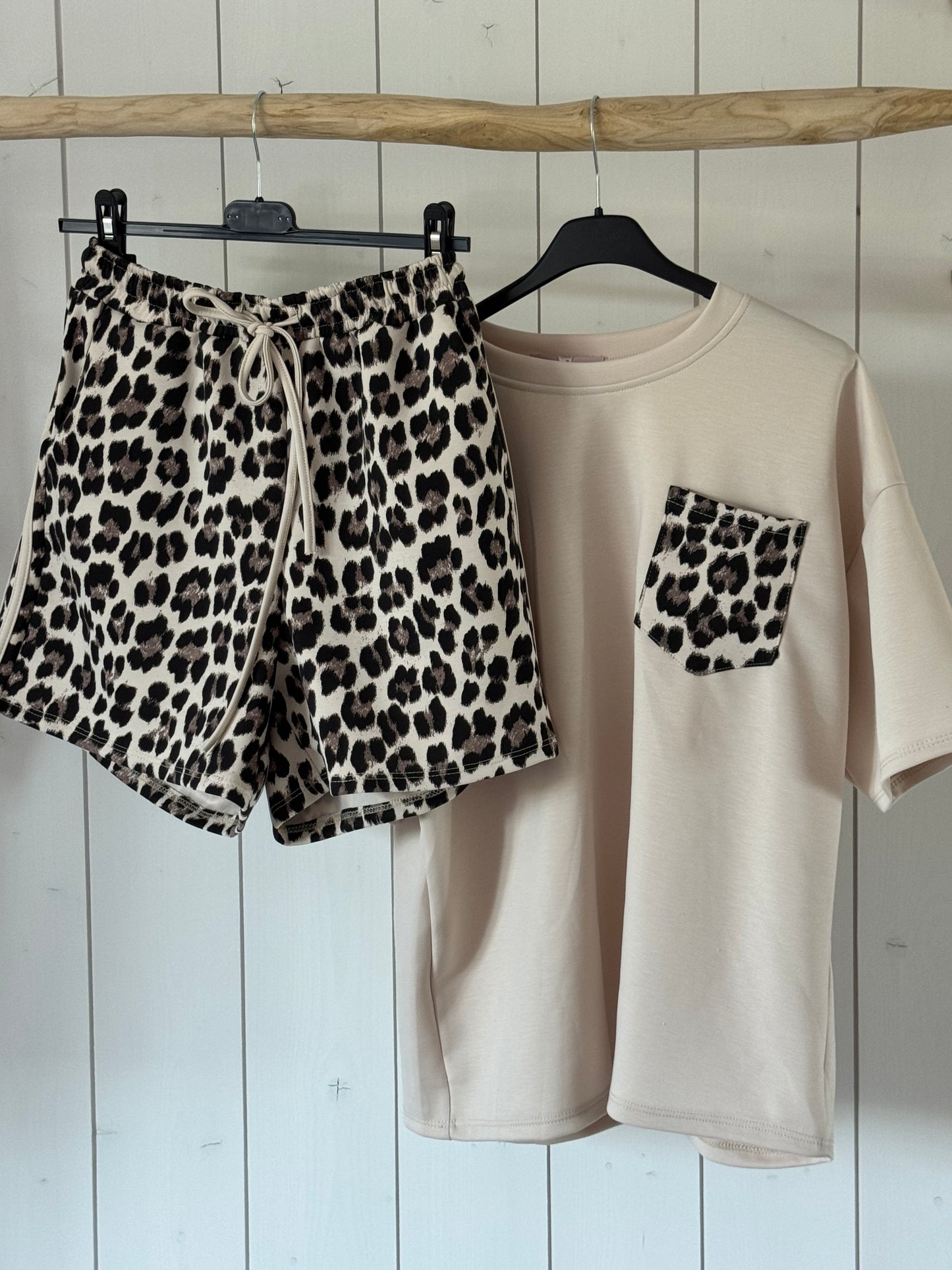 Leo Set