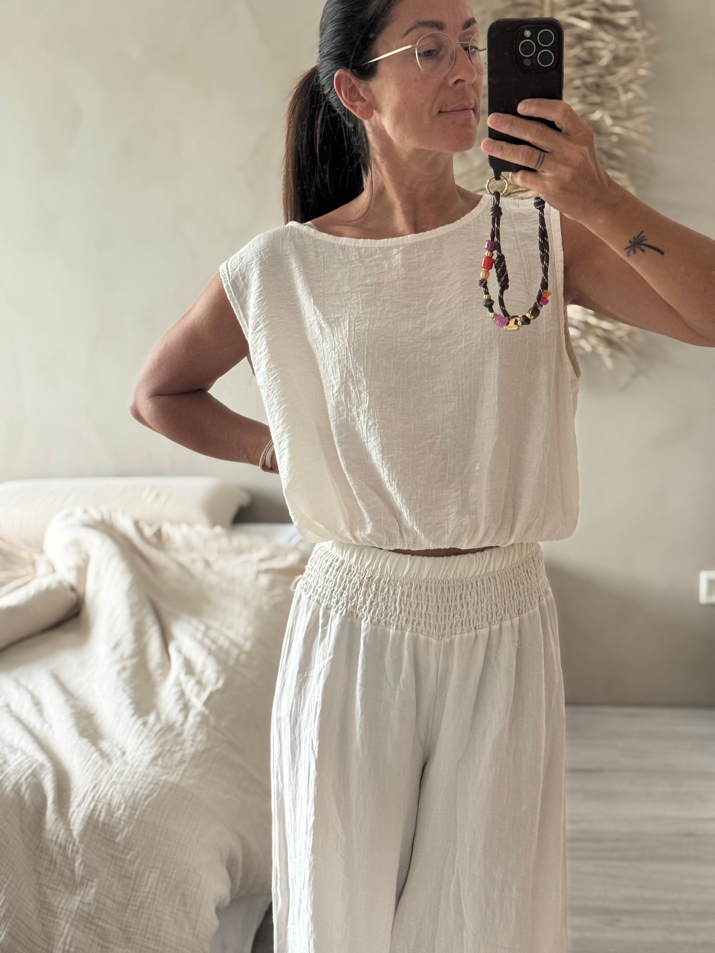 Top Leila creme